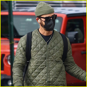 Justin Theroux Stays Warm While Walking Dog Kuma in NYC