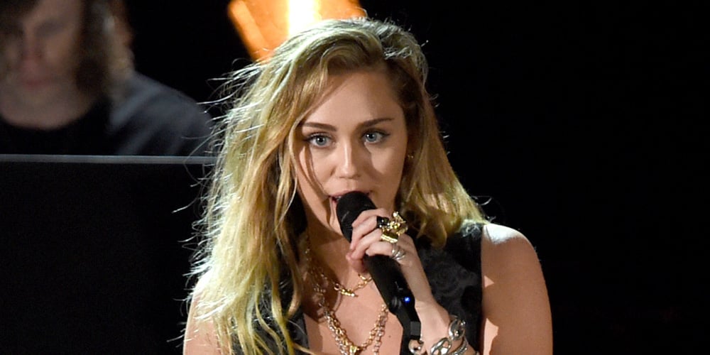  Miley Cyrus to Perform at Super Bowl 2021! 