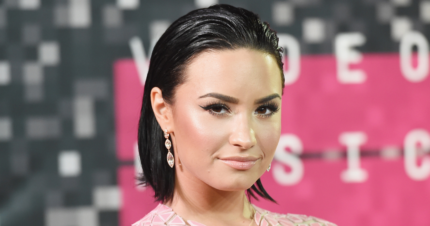 Demi Lovato Says She Can No Longer Do This After NearFatal Overdose(01)
