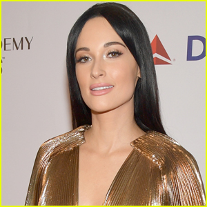 Kacey Musgraves Tweets Out Photo of Her Gallbladder One Year After She Had it Removed