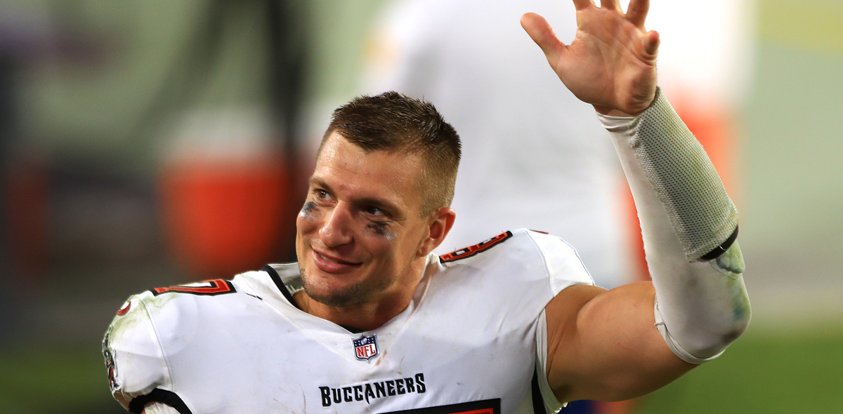 Rob Gronkowski Surprises Healthcare Workers with Super Bowl 2021