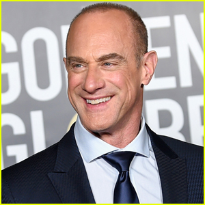 Christopher Meloni Reacts to Those Viral Photos of Him Wearing Super Tight Pants!