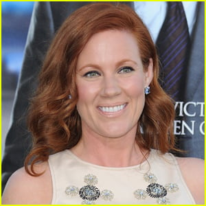 'Clueless' Actress Elisa Donovan Says She 'Almost Had a Heart Attack' Due to Severe Anorexia