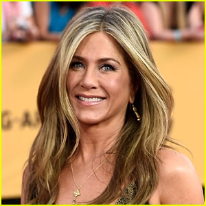 Jennifer Aniston Loves This $14 Hydrating Facial!