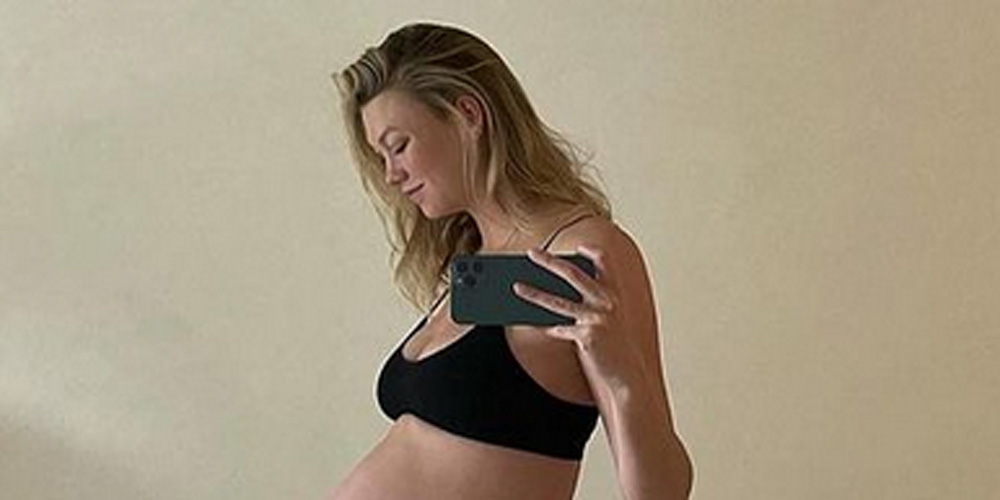 Karlie Kloss Shares Picture With Baby Levi & Throwback Pregnancy Photos