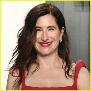 Kathryn Hahn Says She Attended 'Sitcom Bootcamp' to Prepare for Her Role in 'WandaVision'