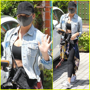 Chrissy Teigen Keeps Low Profile While Running Errands in L.A.