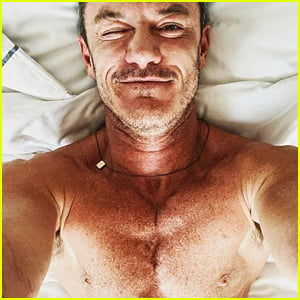 Luke Evans Kicks Off the Weekend By Sharing Sexy Selfies from Bed!