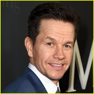 Mark Wahlberg Shares Rare Photo with Three of His Kids!