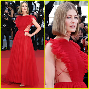 Rosamund Pike Walks First-Ever Cannes Red Carpet at the 2021 Closing Ceremony!