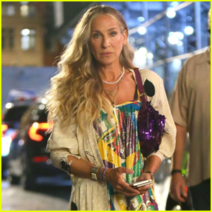 Sarah Jessica Parker Joins Cynthia Nixon & Kristin Davis for a Late Night on Set of 'And Just Like That'