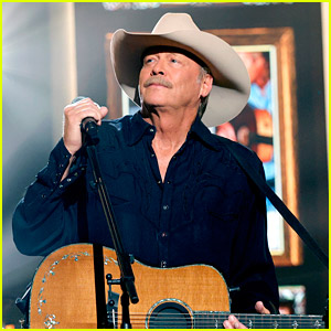 Country Singer Alan Jackson Reveals He's Been Living With a Neurological Disease