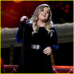 Kelly Clarkson Drops 'Christmas Isn't Canceled (Just You)' - Listen & Read the Lyrics!