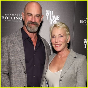 Christopher Meloni & Wife Doris Sherman Make Rare Red Carpet Appearance at 'No Time to Die' Screening in NYC