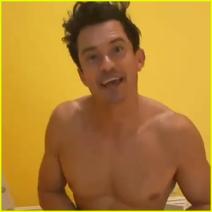 Orlando Bloom Goes Shirtless While Decorating Daughter Daisy's Room - Watch!