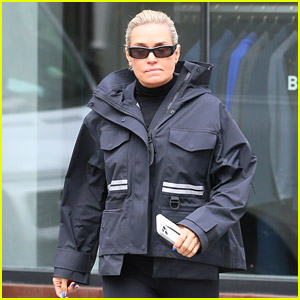 Yolanda Hadid Photographed Hours Before Zayn Malik's Statement About Their Dispute
