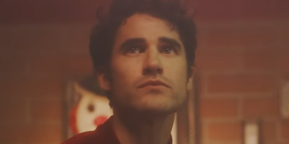 Darren Criss Drops New Music Video for His Song ‘Drunk on Christmas’ Watch Here! Darren
