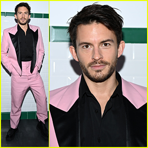 Bridgerton's Jonathan Bailey Rocks Pink Suit For Ami Fashion Show in Paris