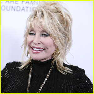 Dolly Parton Reveals Her Beauty Routine