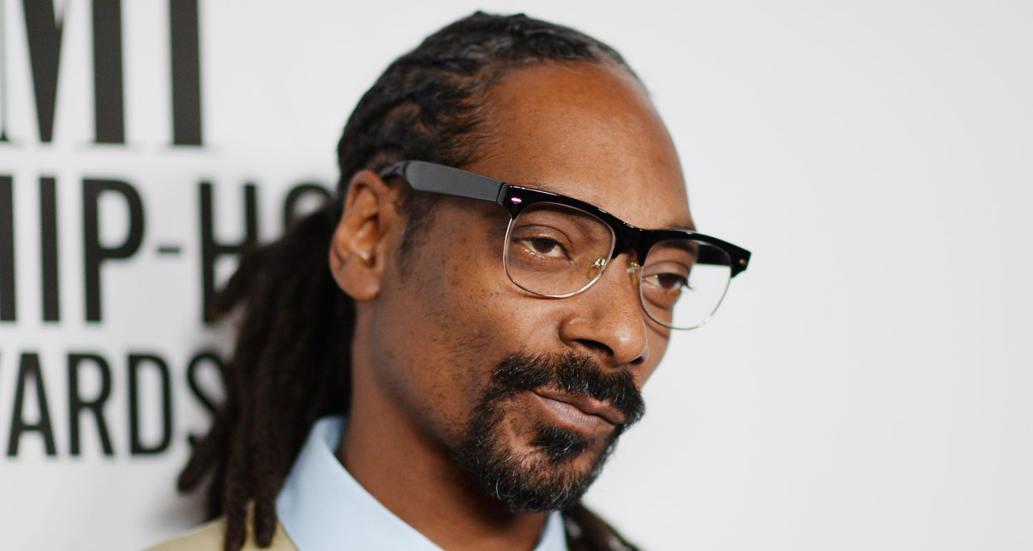 Snoop Dogg Cancels All NonU.S. Concerts Snoop Dogg