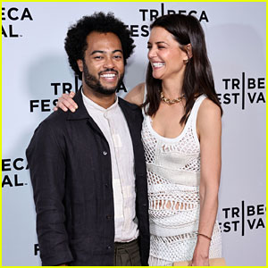 Katie Holmes Looks So in Love with Boyfriend Bobby Wooten III at Her Tribeca Premiere!