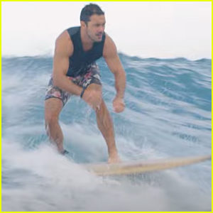 Ryan Paevey Did His Own Surfing For Hallmark's 'Two Tickets To