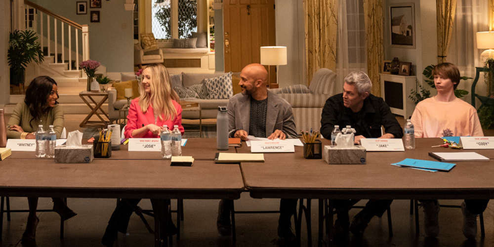 Hulu Releases First Look Images From Upcoming Comedy ‘Reboot’ From ‘Modern Family’ Creator – See the Photos!