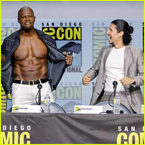 Terry Crews Rips His Shirt Off During 'Tales Of The Walking Dead' Panel at Comic-Con
