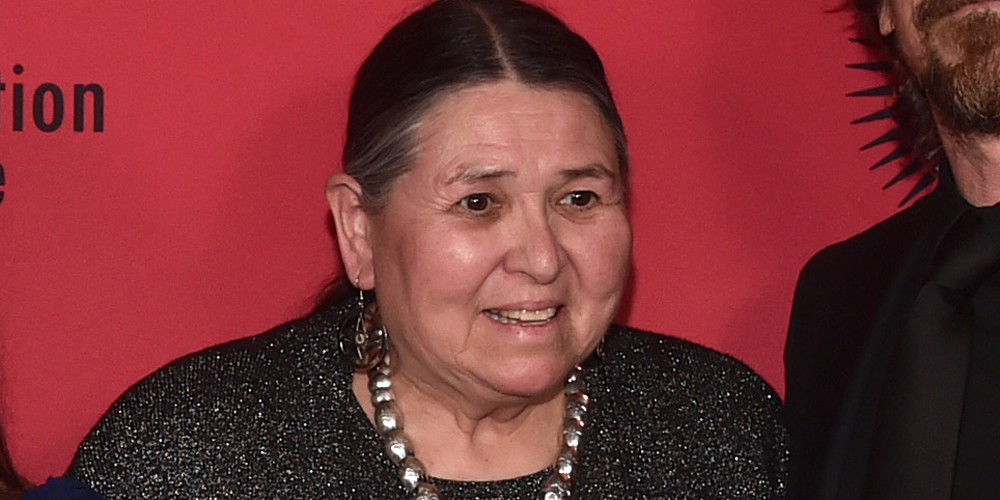 Sacheen Littlefeather Receives Apology From The Academy Over Racist(00)