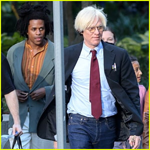 Paul Bettany Rocks A White Wig For 'The Collaboration' Filming With Jeremy Pope