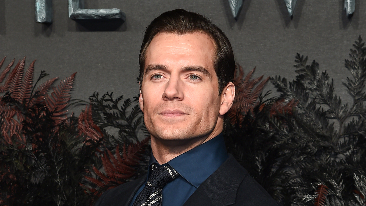 Henry Cavill Confirms He’s Returning as Superman, Teases What’s to Come(02)