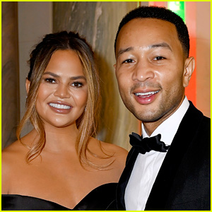 Chrissy Teigen & John Legend Reveal Newborn Baby’s Name & First Photo