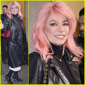 Shania Twain Debuts Vibrant Pink Hair on Way to Film 'Today Show' Appearance