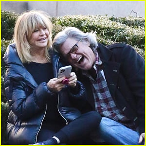 Goldie Hawn & Kurt Russell Celebrate Their 40th Anniversary on Valentine's Day in NYC