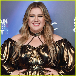 Kelly Clarkson Throws Shade at Ex Brandon Blackstock With Reimagined 