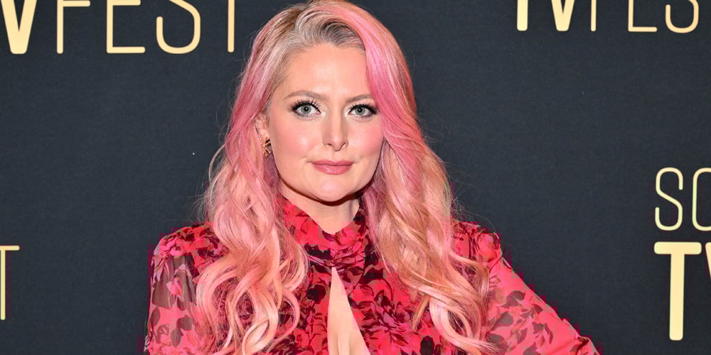 ‘Not Dead Yet’ Star Lauren Ash Reveals She Was Body Shamed After Weight