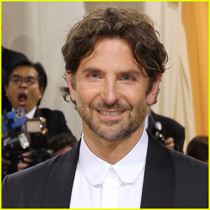Bradley Cooper Says He’s ‘Very Lucky’ While Looking Back at Past