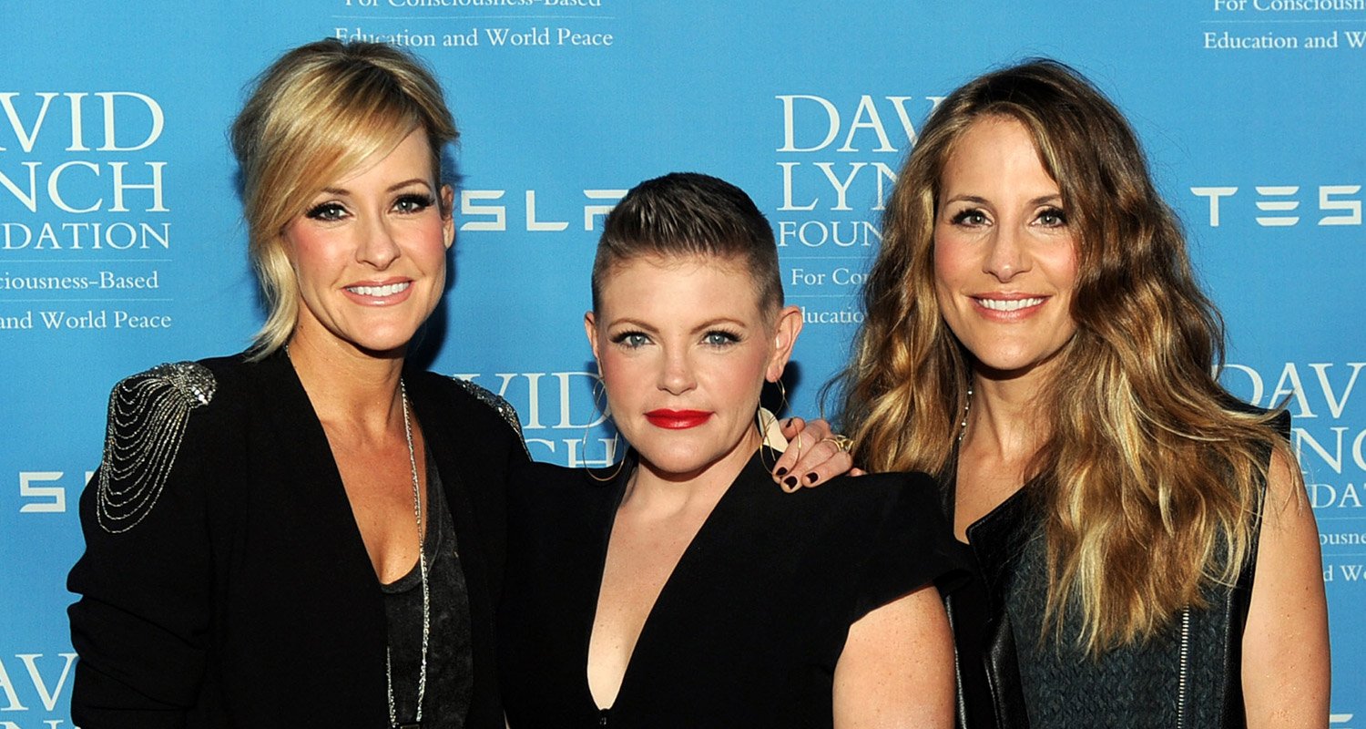 The Chicks Postpone & Cancel More Tour Dates Due to ‘Ongoing Illness