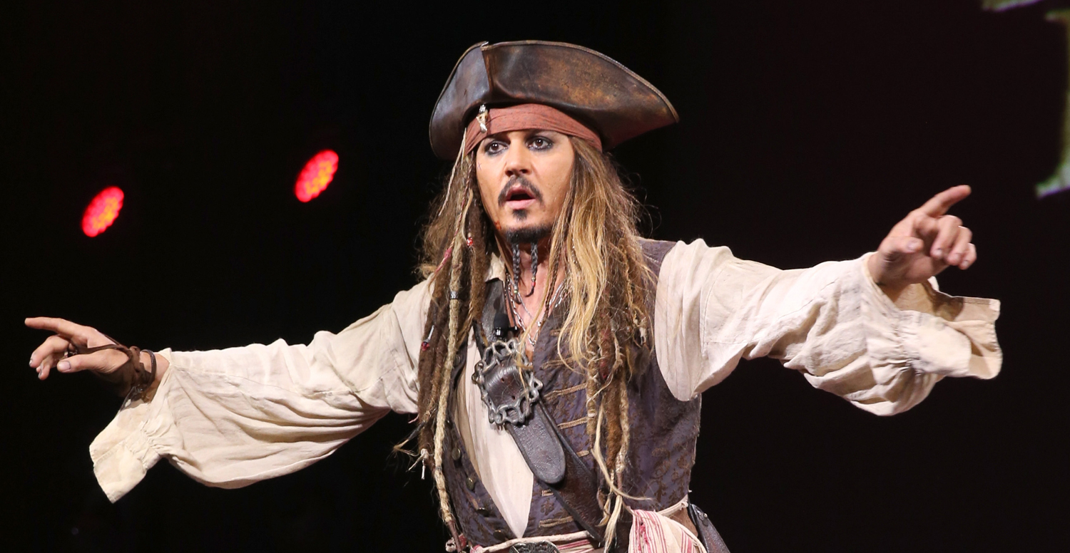 Johnny Depp’s Salary for All Five ‘Pirates of the Caribbean’ Movies Revealed | EG, Extended