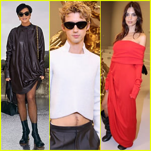 Kris Jenner Joins Troye Sivan, Emily Ratajkowski, & More Stars at Loewe Fashion Show