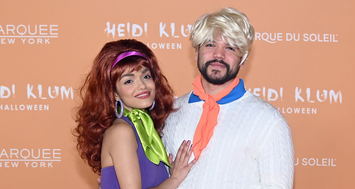 rachel-zegler-boyfriend-josh-andr-s-rivera-dress-up-as-daphne-fred