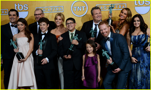 Richest 'Modern Family' Cast Members Ranked From Lowest to Highest (& the Wealthiest Has a Net Worth of $180 Million!)