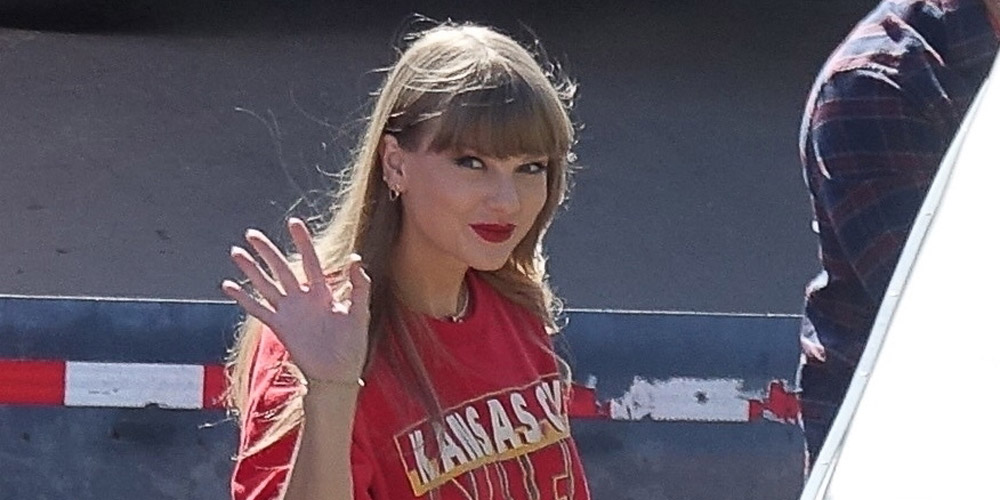 Travis Kelce’s Mom Reveals a Big Chiefs Game Taylor Swift is Likely to Miss, Talks Stars’ Relationship