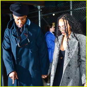 Jonathan Majors Joined by Girlfriend Meagan Good During First Day of Assault Trial