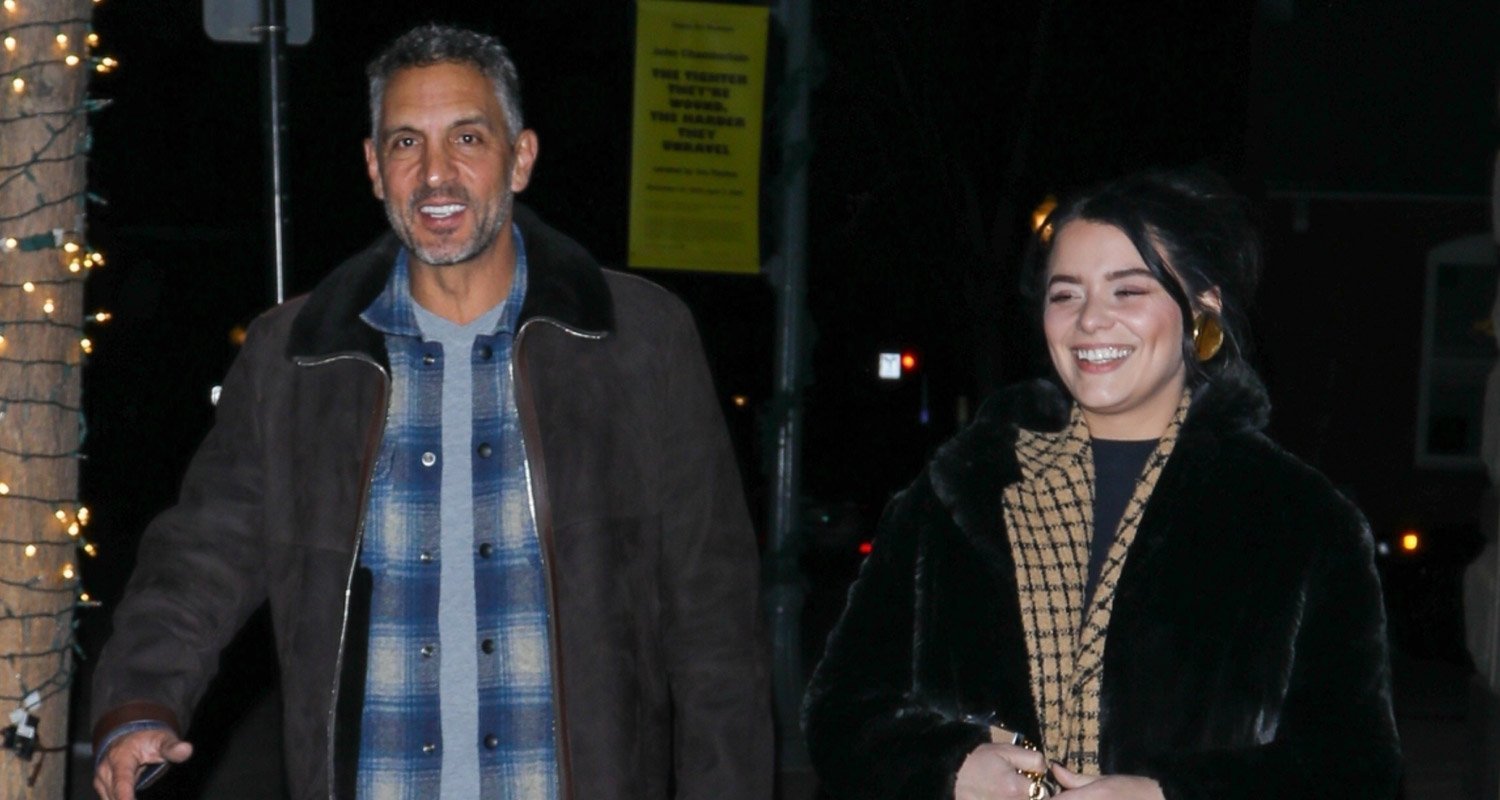 Mauricio Umansky & Influencer Alexandria Wolfe Are All Smiles While