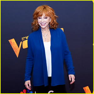 Reba McEntire Responds to Engagement Rumors After Wearing Ring on THAT Finger on 'The Voice'