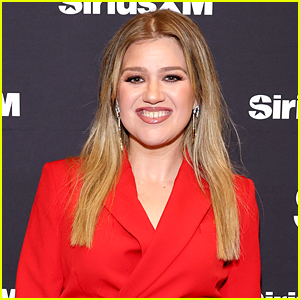 Kelly Clarkson Reveals How She 'Dropped Weight' Recently