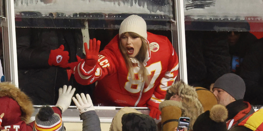 taylor-swift-themed-food-is-being-served-at-chiefs-bills-football-game