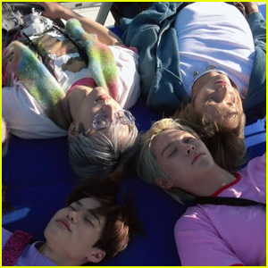 K-Pop's RIIZE Debuts B-Sides Off of First Mini Album 'RIIZING,' 2 Music Videos for 'One Kiss' & '9 Days'!