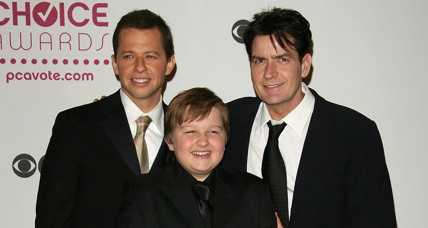 Wealthiest ‘Two And a Half Men’ Stars Ranked From Lowest to Highest (& the Richest Has a Net Worth of $200 Million!)